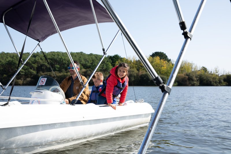 Activité : Location bateau sans permis 7 places