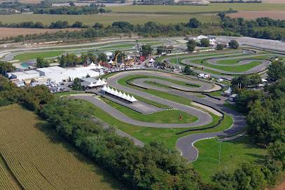 Activité : ACTUA Organisation | Karting Lyon - Stage de Pilotage - Accrobranche | Pour Particuliers et Entreprises