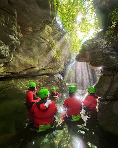 Activité : Canyon Aventure Pyrénées