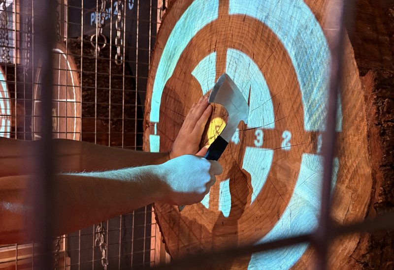 Activité : Lancer de haches interactif à Grenoble