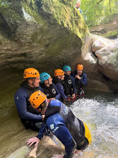 Activité : VERTICAL AVENTURE Grenoble