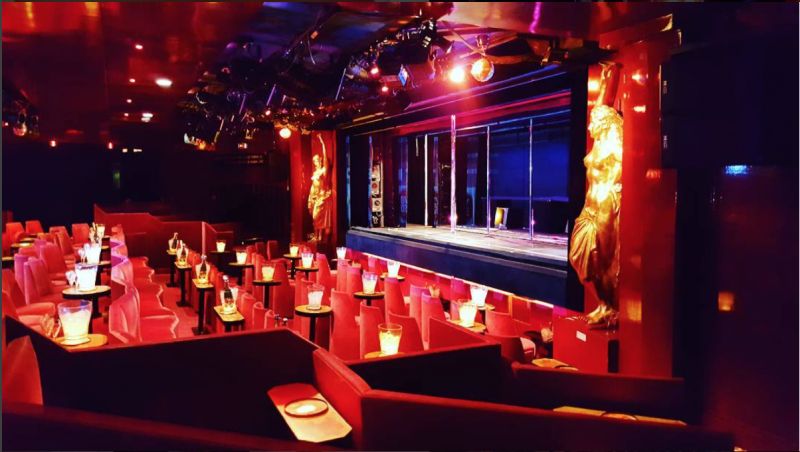 Photo : Crazy Horse Paris