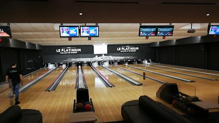 Activité : BOWLING - Le Platinium Savigneux