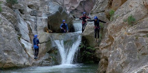 Activité : Eaurizon Canyoning Canoe sports d'eaux vives- centre administratif