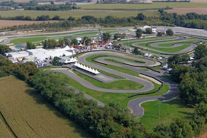 Activité : ACTUA Organisation | Karting Lyon - Stage de Pilotage - Accrobranche | Pour Particuliers et Entreprises