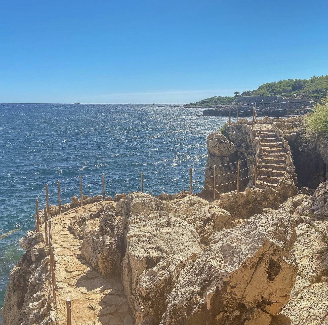 Photo : Le Sentier du Littoral