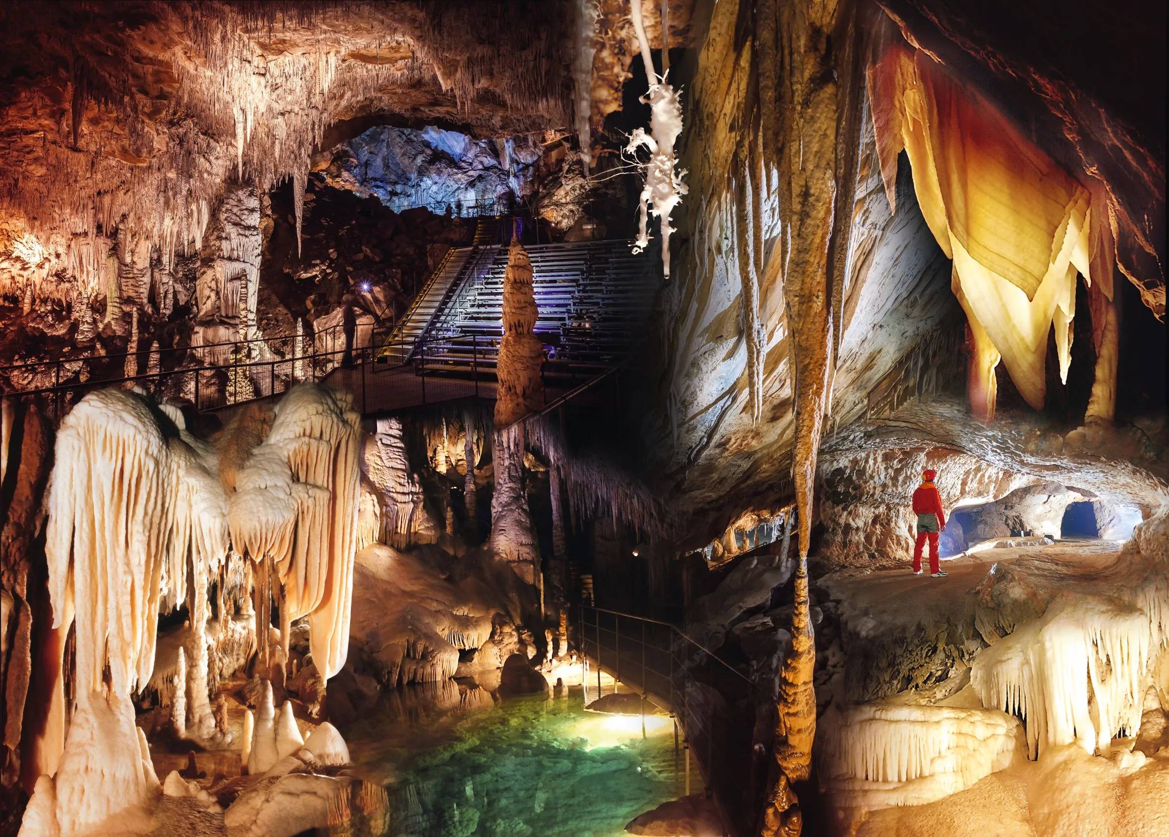 Photo : Grottes Des Canalettes