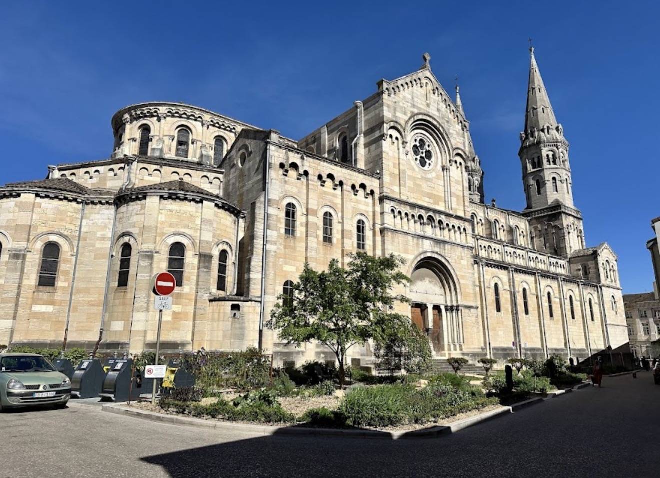 Photo : Eglise Saint Pierre