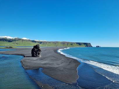 Photo : Reynisfjara viewpoint