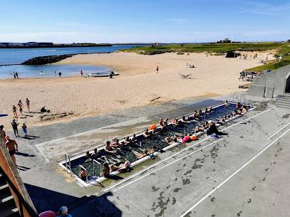 Photo : Nauthólsvík Geothermal Beach