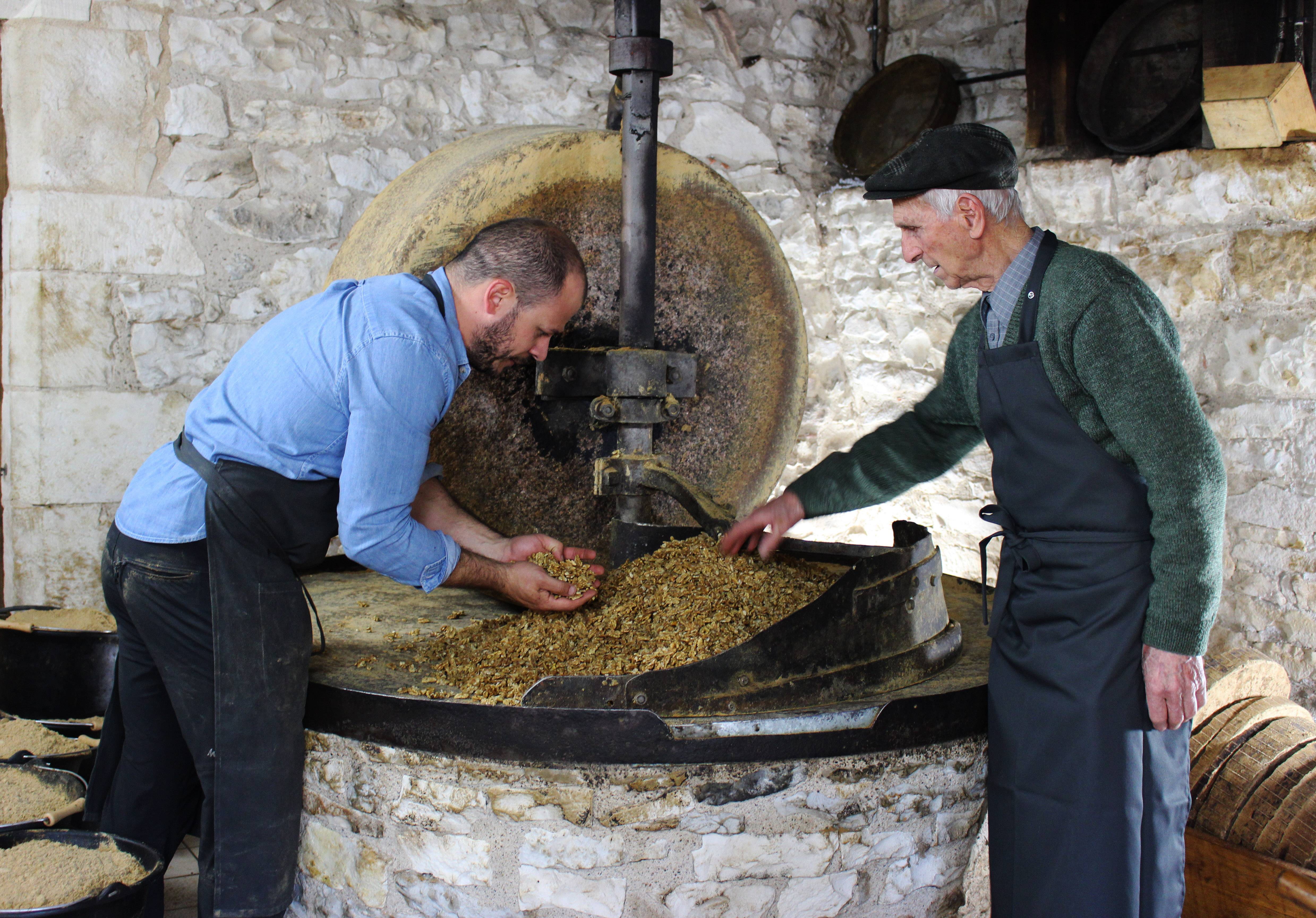 Photo de Moulin à Huile de Noix