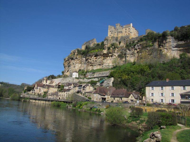 Photo de Falaises de la Dordogne entre la Roque-Gageac et Beynac-et-Cazenac
