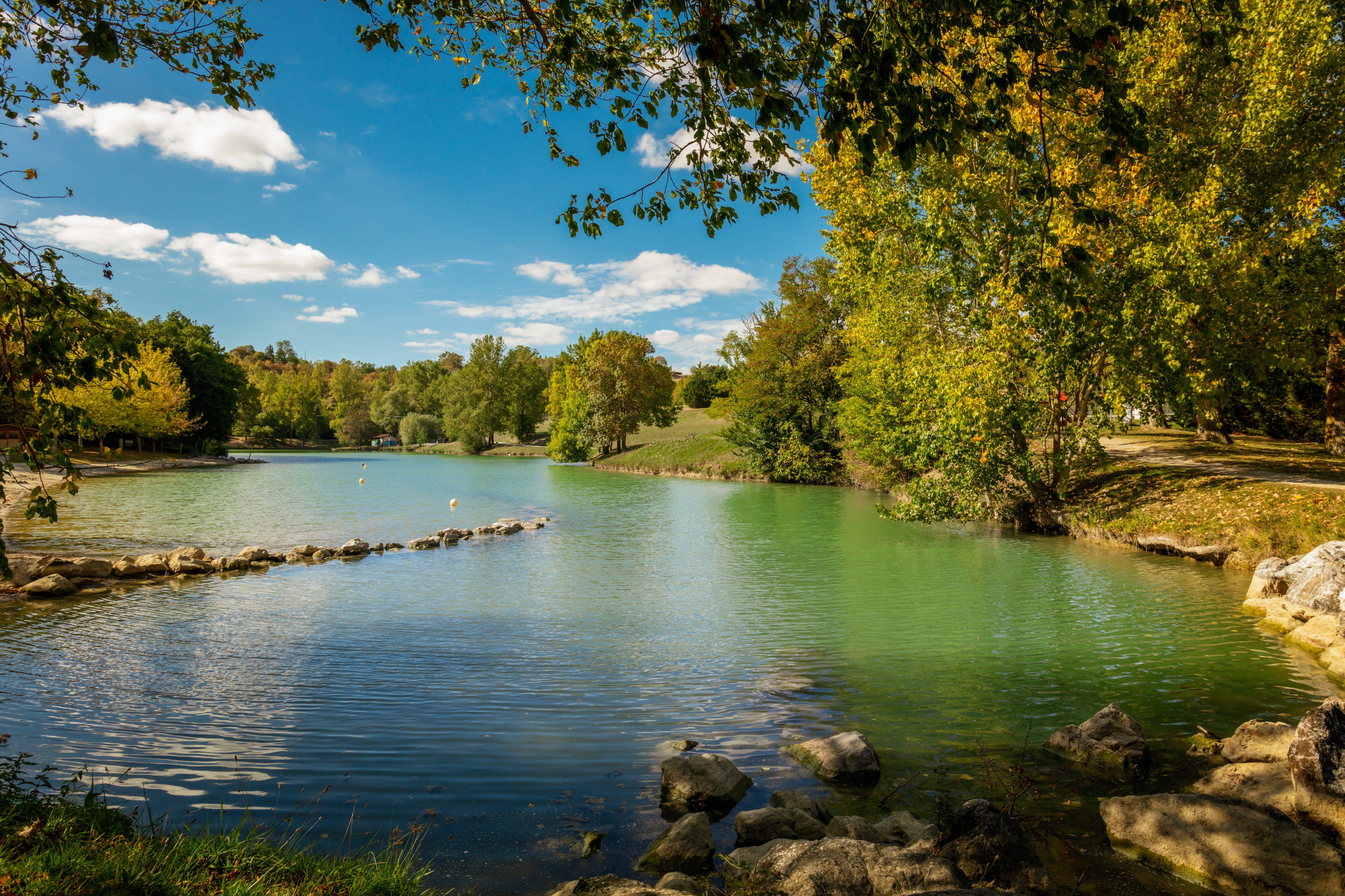 Photo : LAC DE L'ORME BLANC