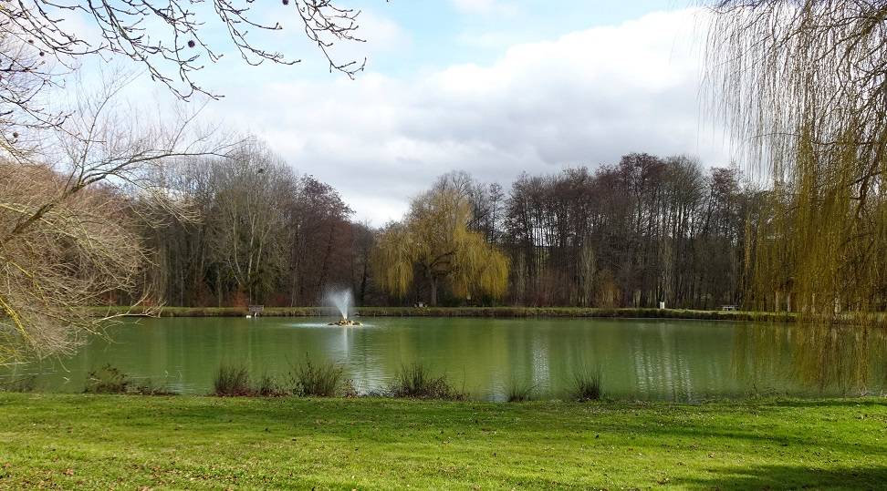 Photo : LAC DE LATOUE