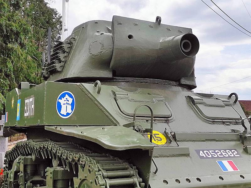 Photo de LE CHAR « EDITH »