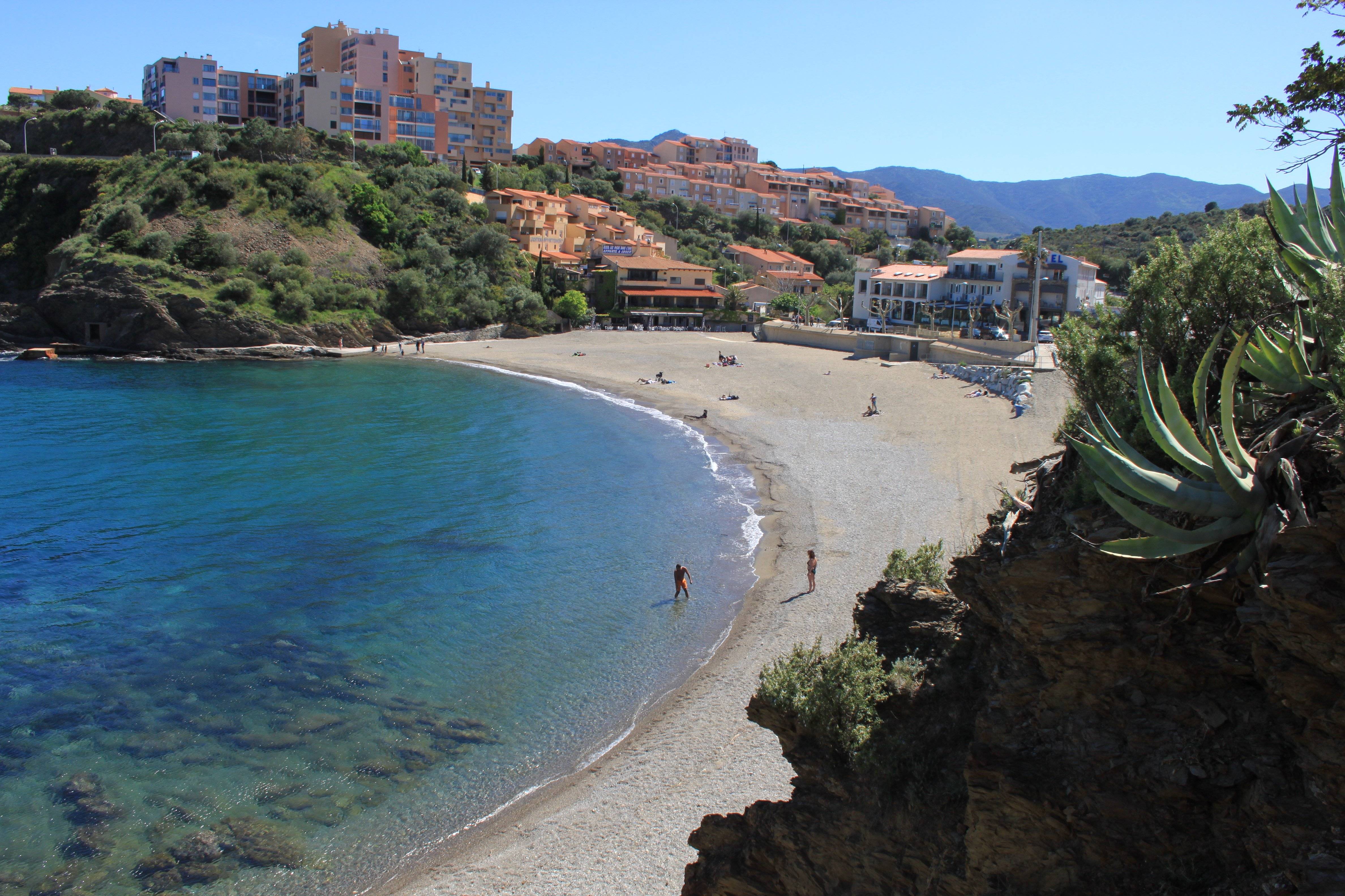 Photo : PLAGE DES PETITES ELMES