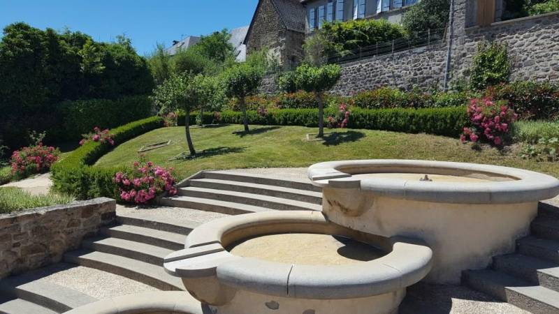 Randonnée : Neuvic, ville d'éducation, de culture et de loisirs