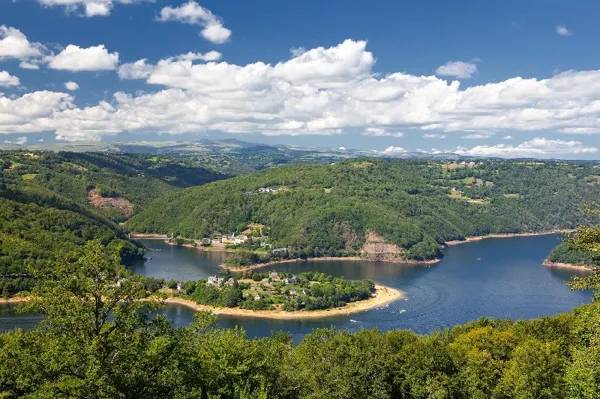 Randonnée : VTT Carladez: La Presqu'île de Laussac