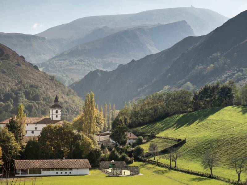 Randonnée : Mondarrain et Artzamendi - Trail