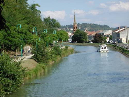 Randonnée : La ville d'Agen, vue du coteau de l'Ermitage