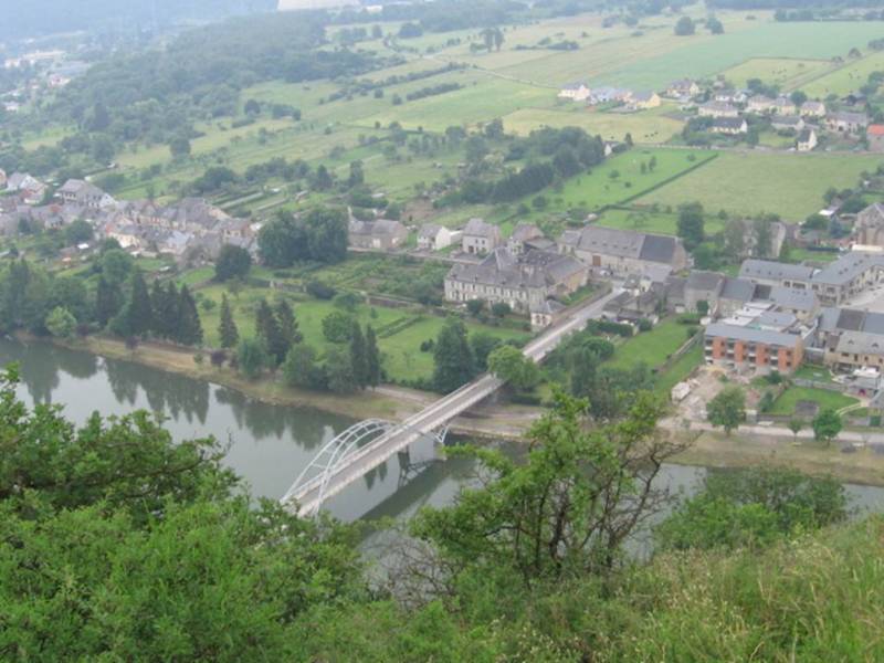 Randonnée : Randonnée Les roches de devant Chooz n°1