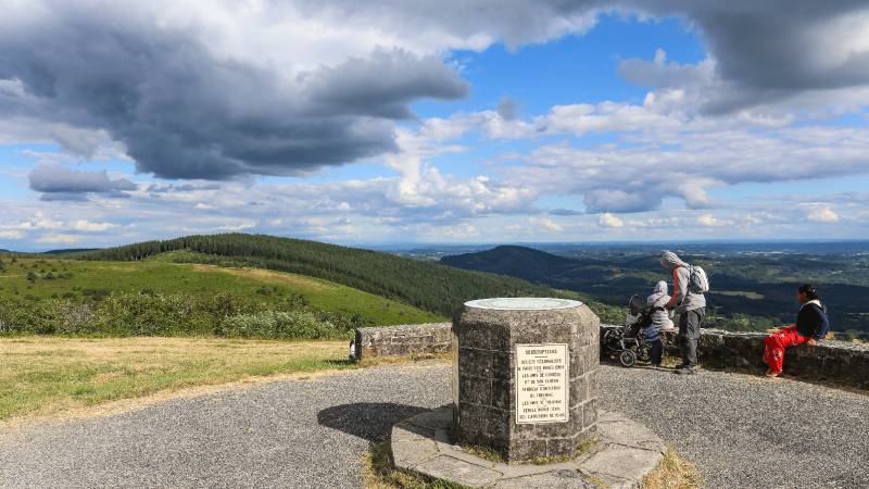 Randonnée : Circuit VTT Puy de Chauzeix - La Monédière