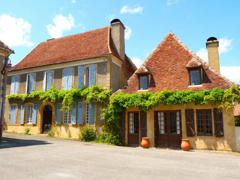 Randonnée : Conchez-de-Béarn : entre architecture et vignoble