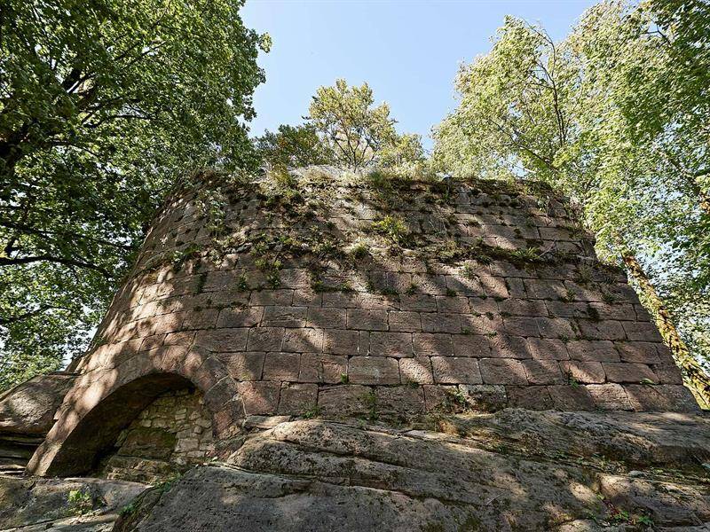 Randonnée : Sentier thématique : Le sentier du Château de Salm