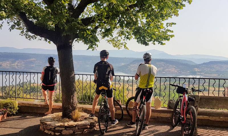 Randonnée : BOUCLE CYCLO N°11 - LE LAC DU SALAGOU ET LE CIRQUE DE MOURÈZE