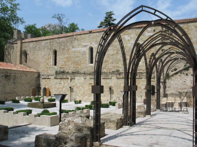 Illustration : Randonnée : La source de Saint-Pons et l'Abbaye Cistercienne (2)