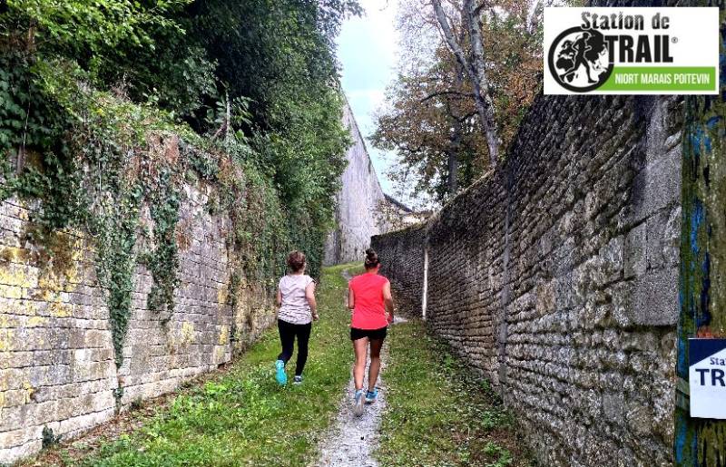 Randonnée : Les venelles de Niort  - Station de Trail