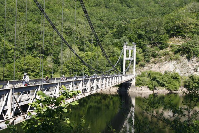 Randonnée : Roadtrip moto découverte des gorges de la Dordogne