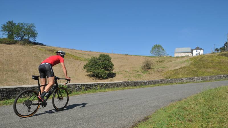 Randonnée : Route N°20 - D'Oloron à Haux, par le col de la Serre