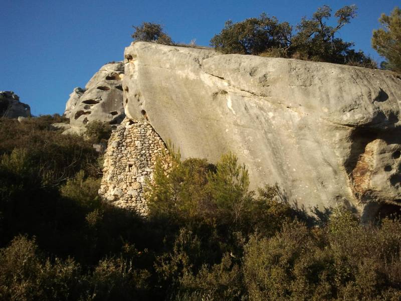 Randonnée : MAUSSANE-LES-ALPILLES - Vers les Baux-de-Provence