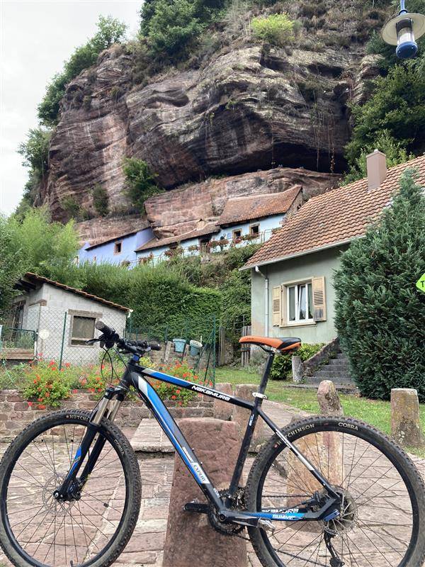 Randonnée : Les Maisons des Rochers (VTT)