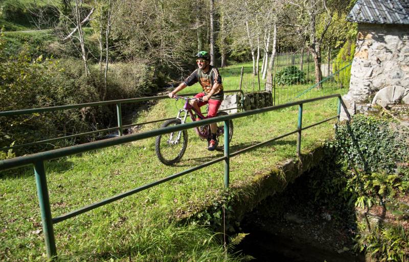 Randonnée : VTT N°35 - Tour de Bugala