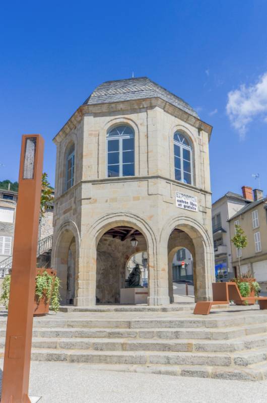 Randonnée : Bort-les-Orgues, ville manufacturière