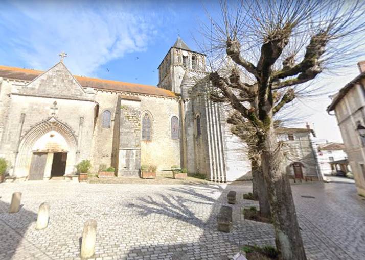Randonnée : De Lusignan à Poitiers en écomobilité - Le GR® 364 en 2 ou 3 jours