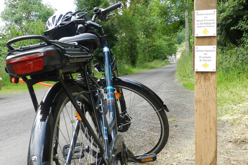 Randonnée : Le Thouet à vélo : Boucle "Aux portes du Bocage"