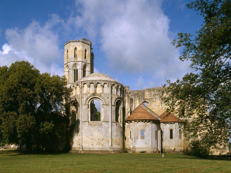 Randonnée : Boucle de La Sauve à pied - Une abbaye en Entre-deux-Mers