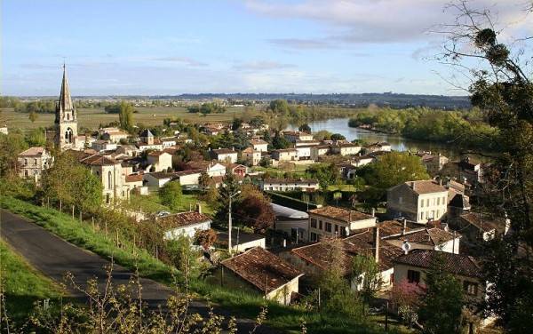Randonnée : Boucle vélo: Entre vignes et Dordogne