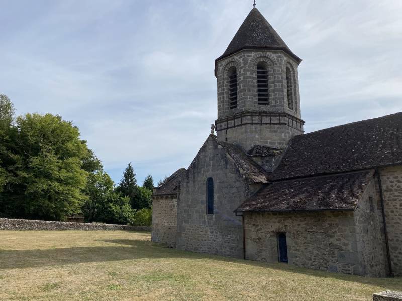 Randonnée : Etape 4 : De Saint-Hilaire-les-Places à Châlus