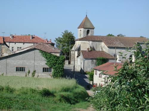 Randonnée : Lusignan-Petit, dans les coteaux du Pays de Serres