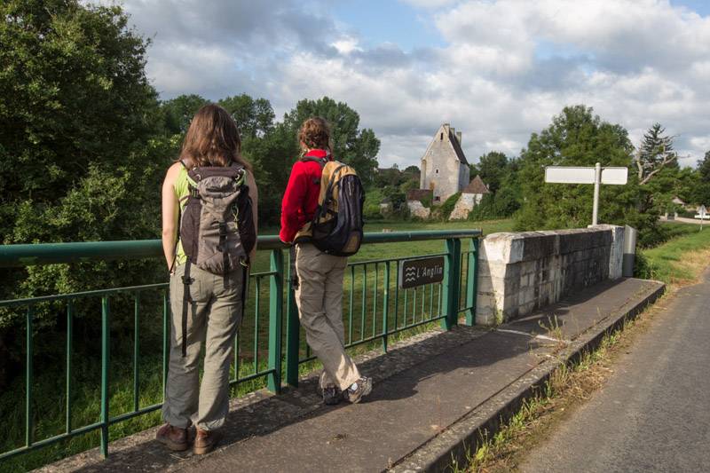 Randonnée : Balade à pied n°23 - L'Anglin, de roches en roc