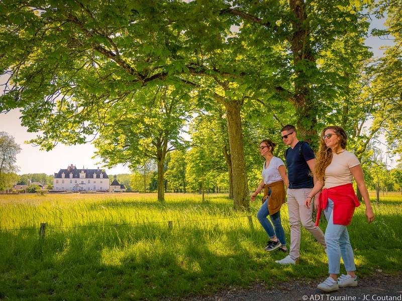 Randonnée : De la Chevalerie au château de Champchevrier