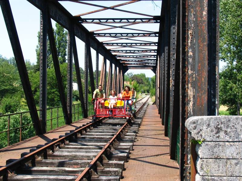 Randonnée : Vélorail du Périgord Vert