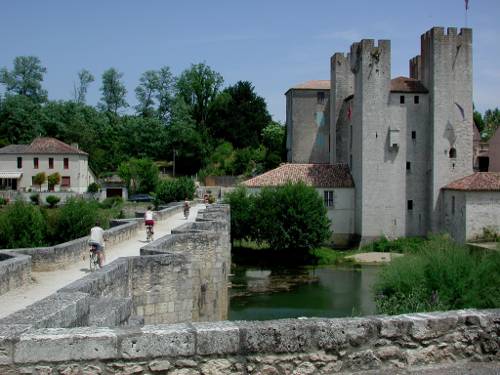 Randonnée : Nérac, du Château Henri IV au Moulin des Tours