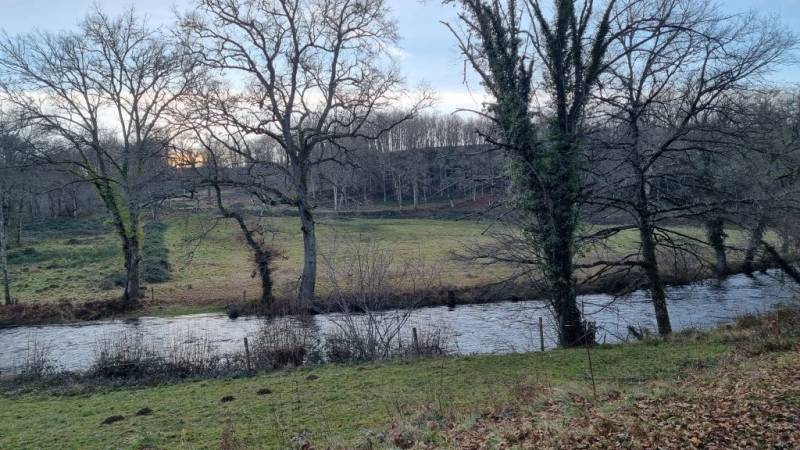 Illustration : Les berges de la Creuse