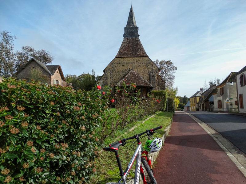 Randonnée : Base VTT sud du Perche - Du domaine de la commanderie templière d'Arville jusqu'au Gault du Perche C9