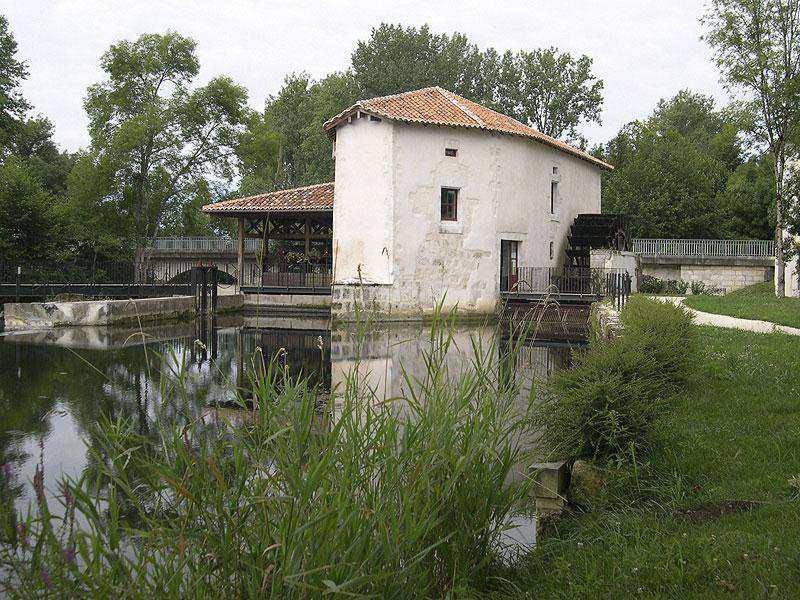 Randonnée : Circuit au Fil de la Dronne Tocane Saint Apre